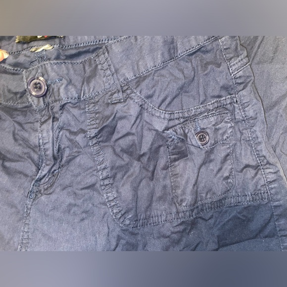 Pants - Picture 2 of 4